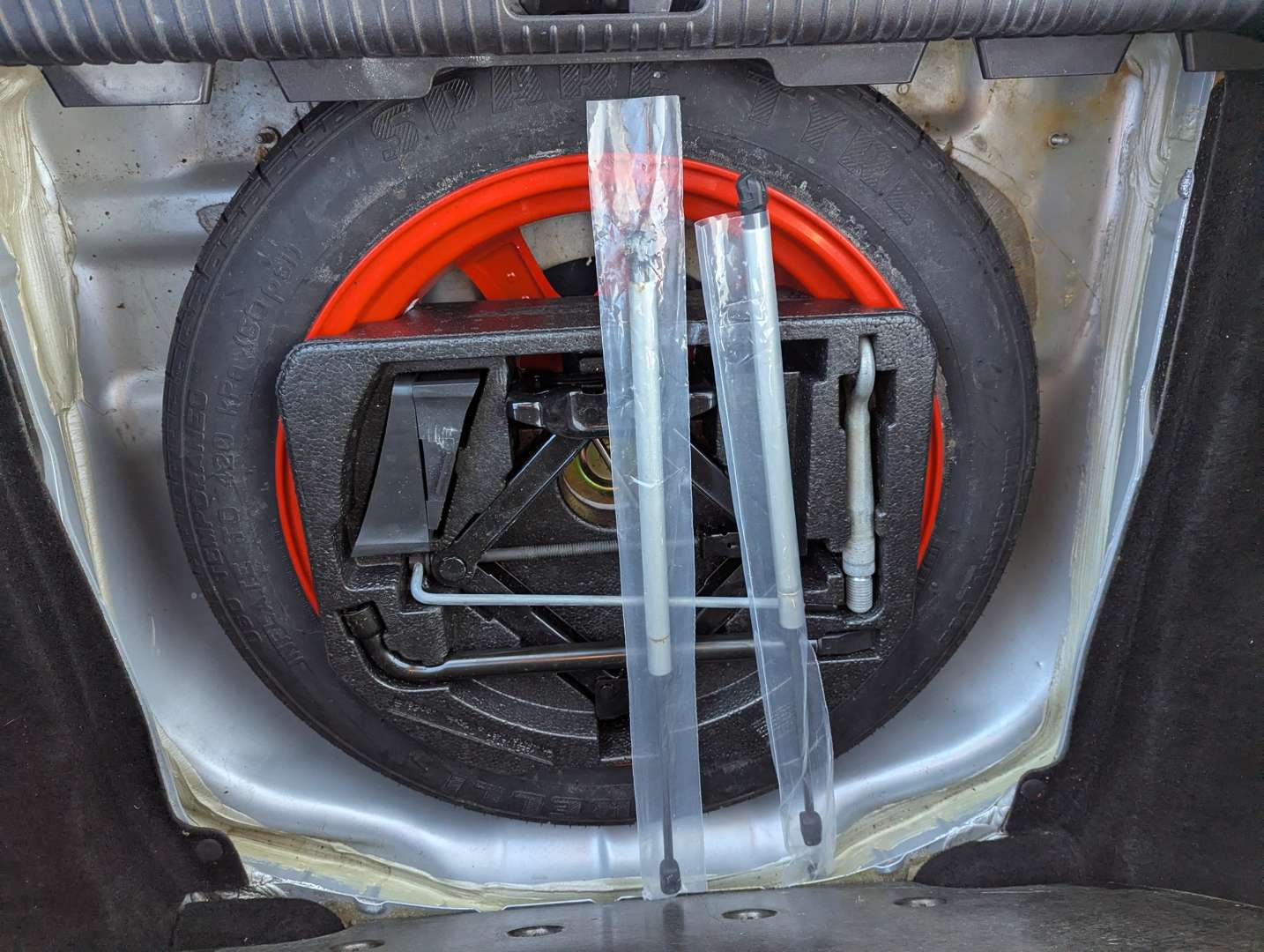 <p>2007 JAGUAR XK 4.2 AUTO</p>