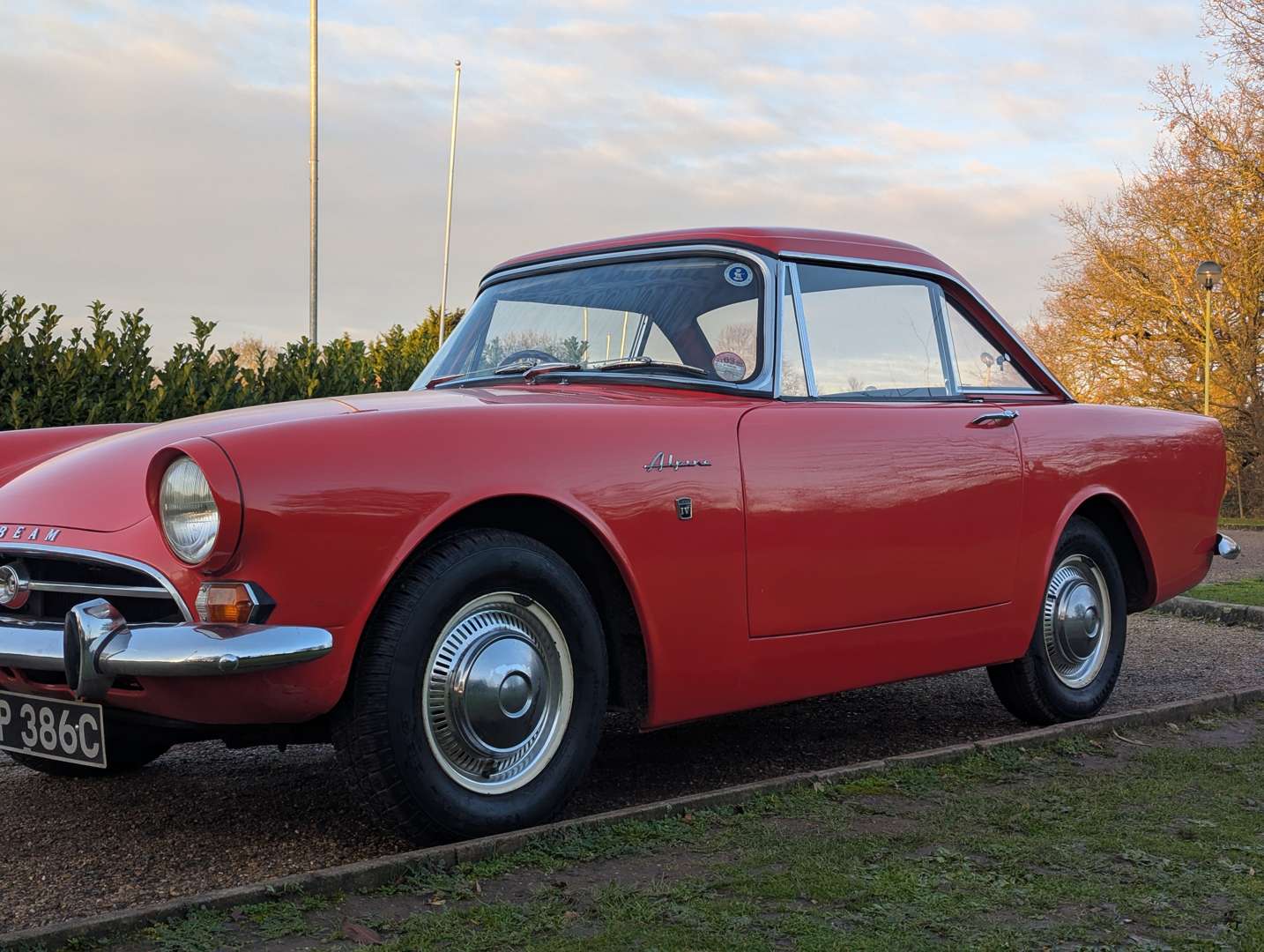 <p>1965 SUNBEAM ALPINE GT SERIES IV</p>
