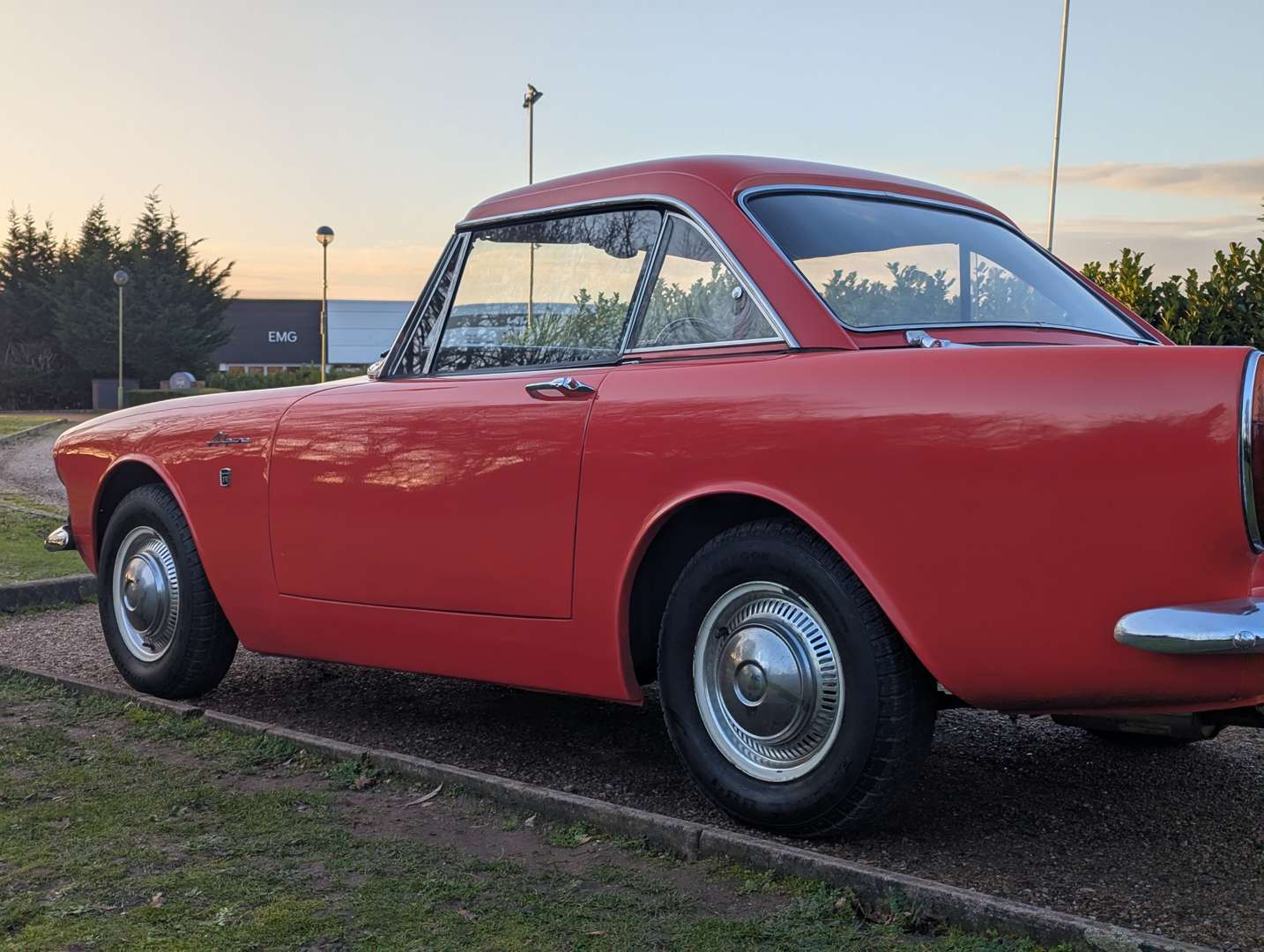 <p>1965 SUNBEAM ALPINE GT SERIES IV</p>