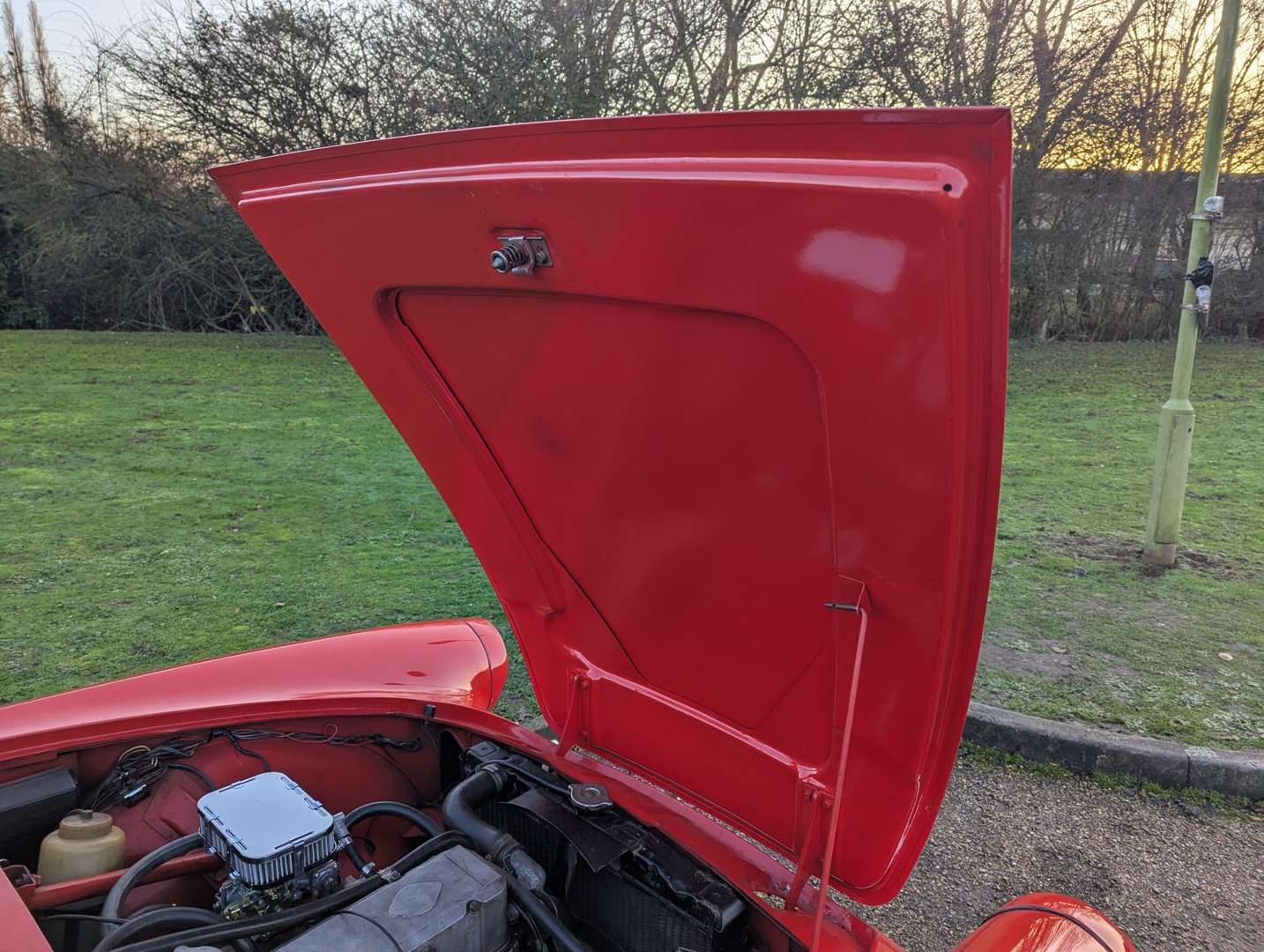 <p>1965 SUNBEAM ALPINE GT SERIES IV</p>