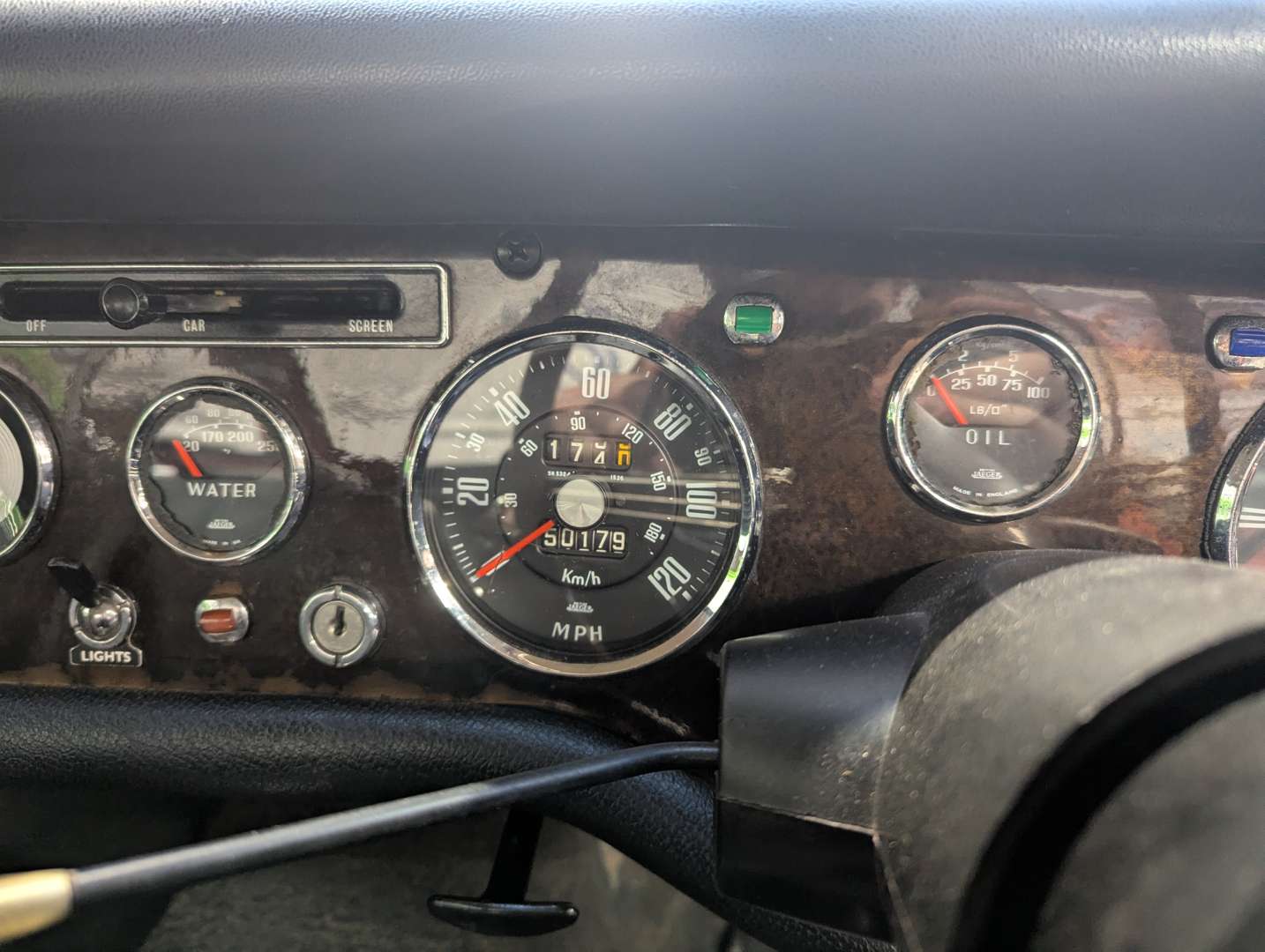 <p>1965 SUNBEAM ALPINE GT SERIES IV</p>