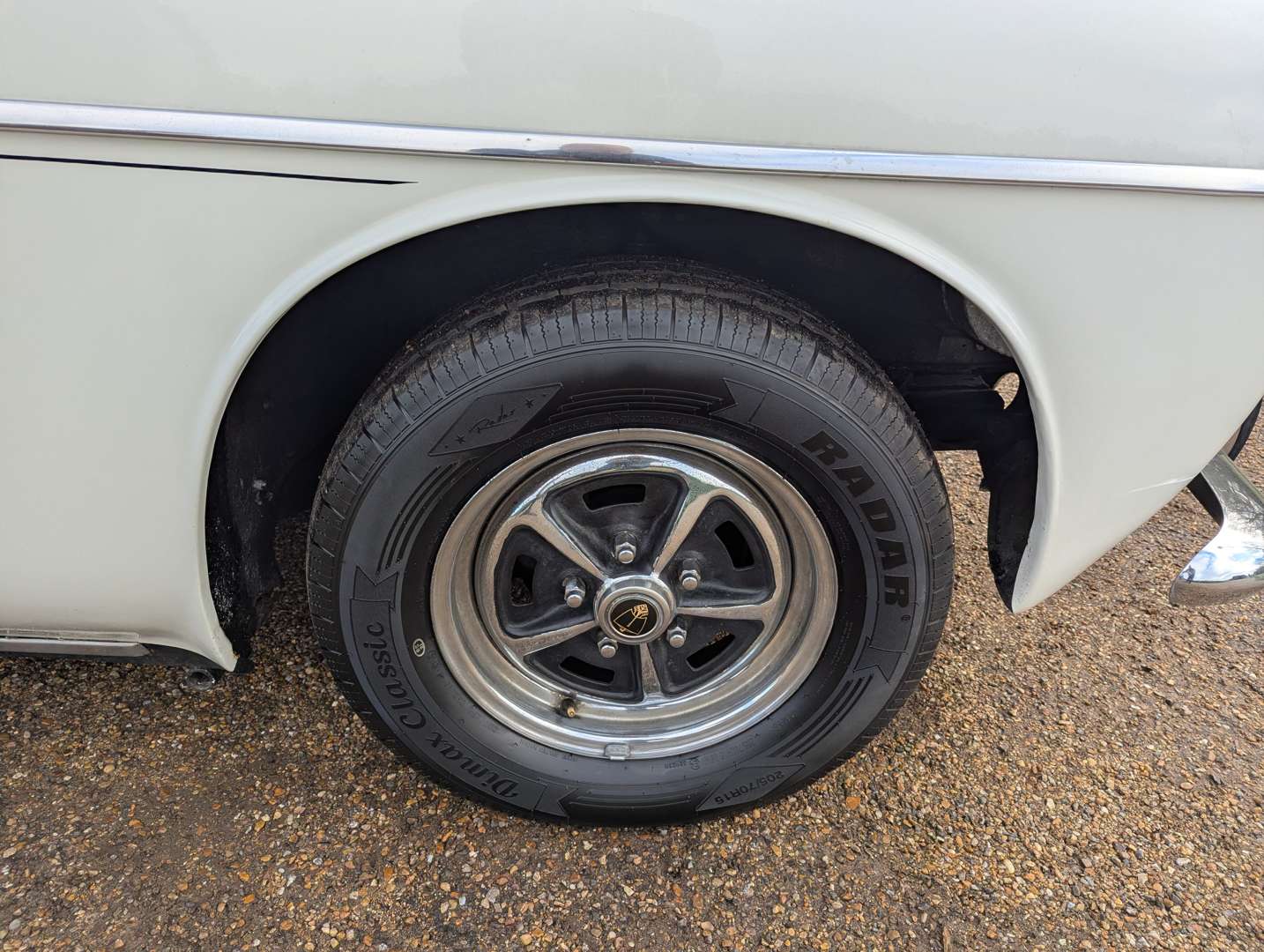 <p>1969 ROVER P5 B 3.5 LITRE COUPE</p>