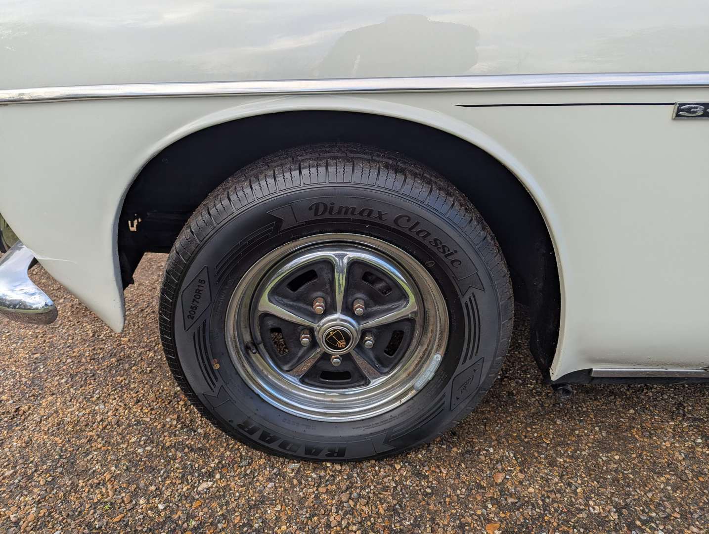 <p>1969 ROVER P5 B 3.5 LITRE COUPE</p>