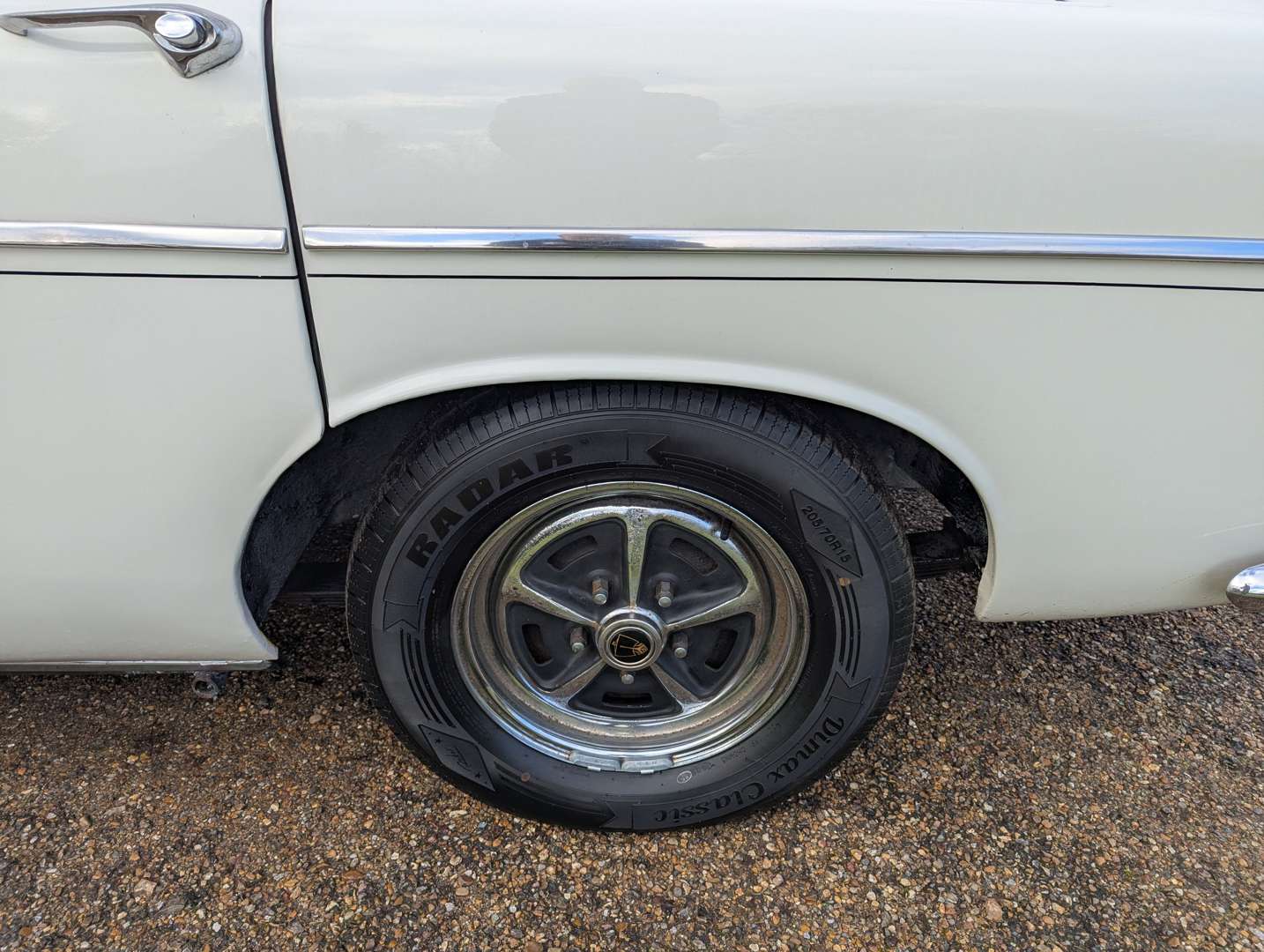 <p>1969 ROVER P5 B 3.5 LITRE COUPE</p>