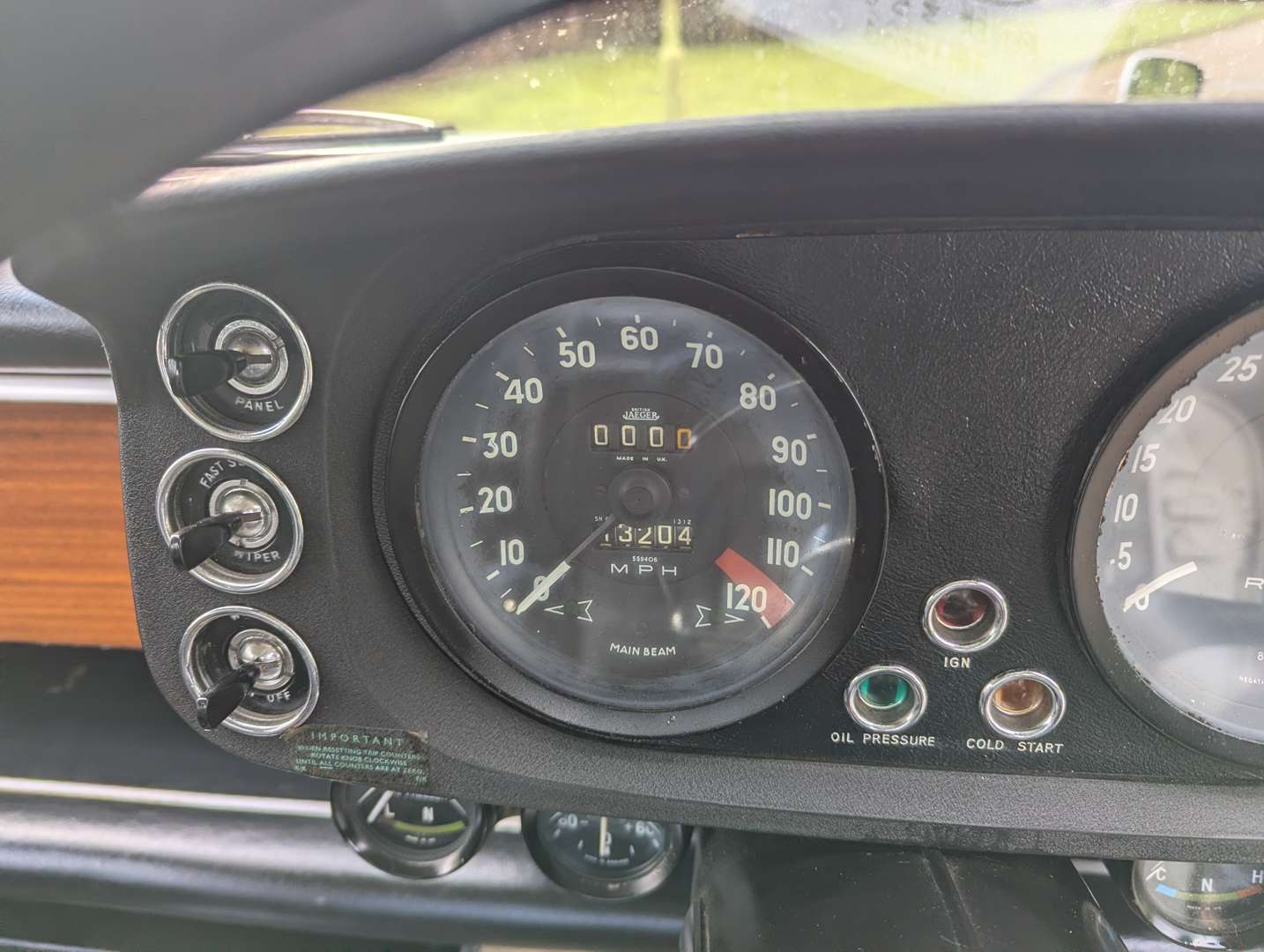 <p>1969 ROVER P5 B 3.5 LITRE COUPE</p>