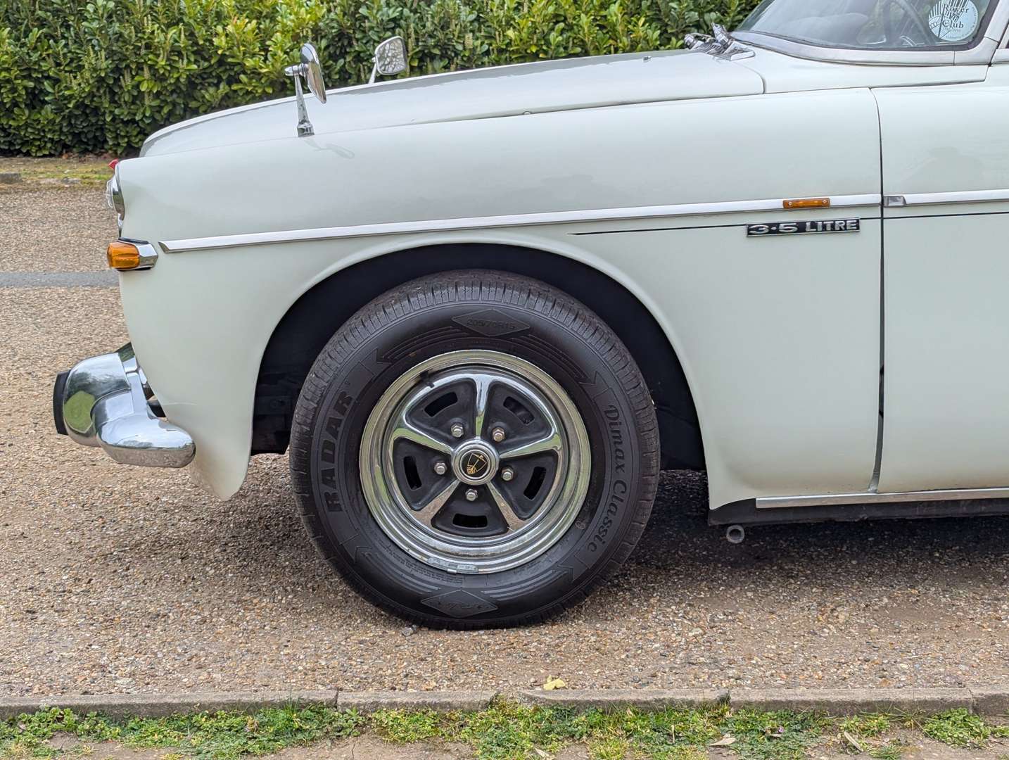 <p>1968 ROVER 3.5L COUPE</p>