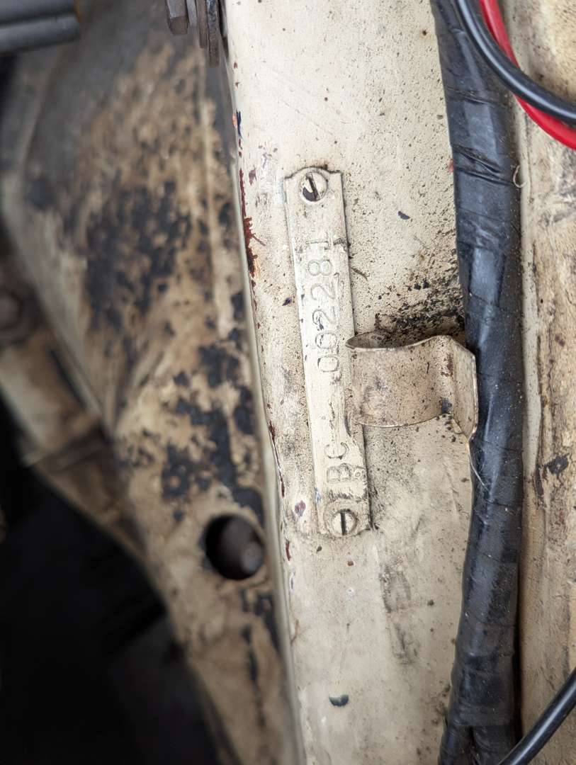 <p>1968 ROVER 3.5L COUPE</p>