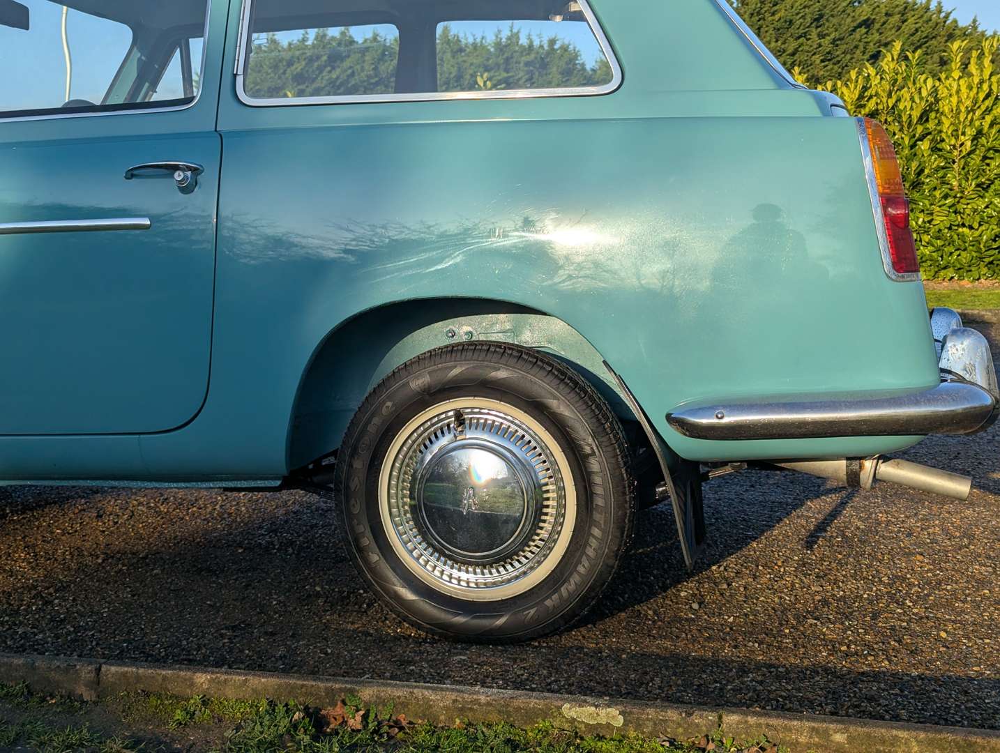 <p>1961 AUSTIN A40 FARINA</p>