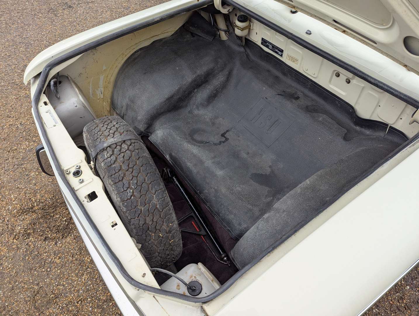 <p>1972 NSU 1200C</p>