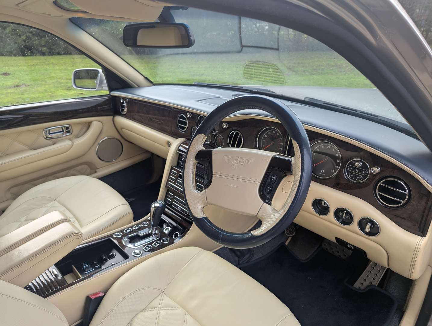 <p>2008 BENTLEY ARNAGE T AUTO</p>