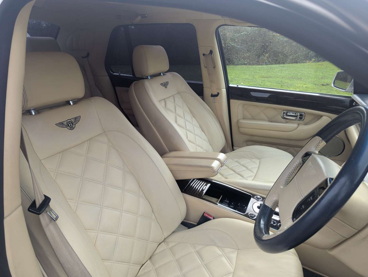 <p>2008 BENTLEY ARNAGE T AUTO</p>