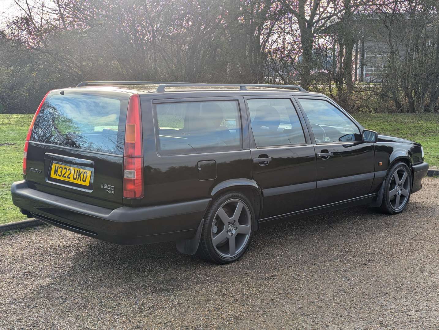 <p>1995 VOLVO 850 T-5R ESTATE AUTO</p>