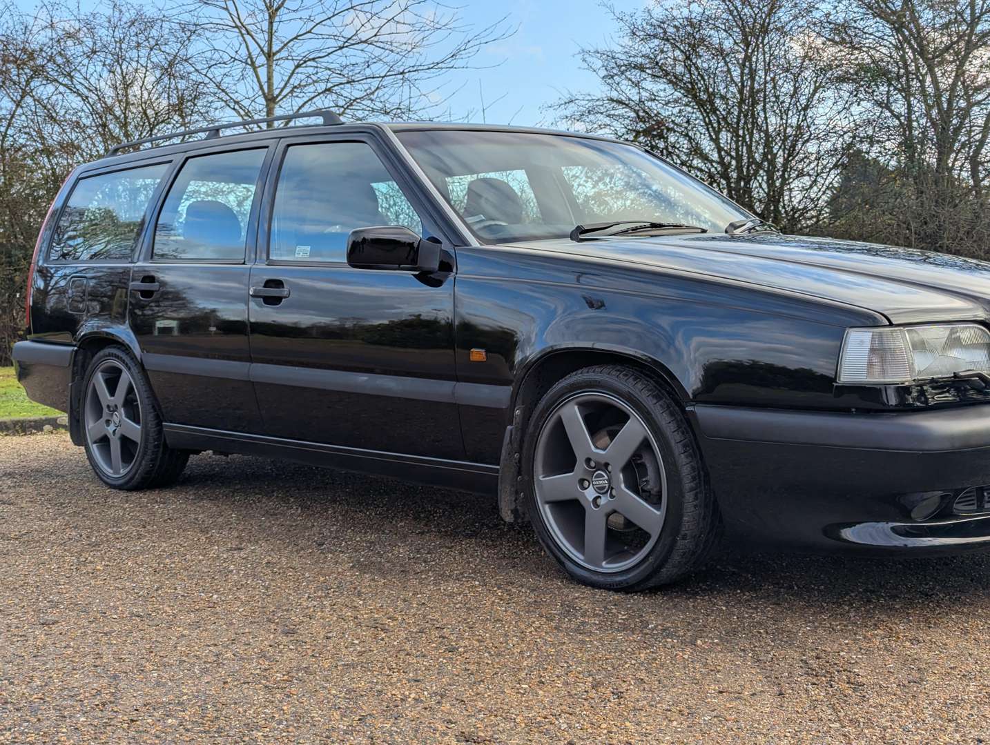 <p>1995 VOLVO 850 T-5R ESTATE AUTO</p>