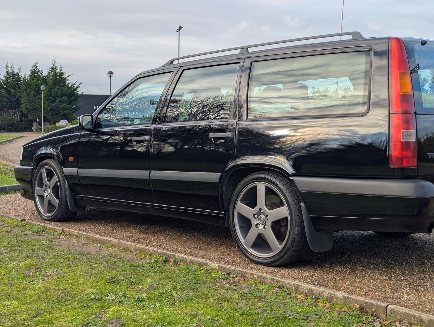 <p>1995 VOLVO 850 T-5R ESTATE AUTO</p>