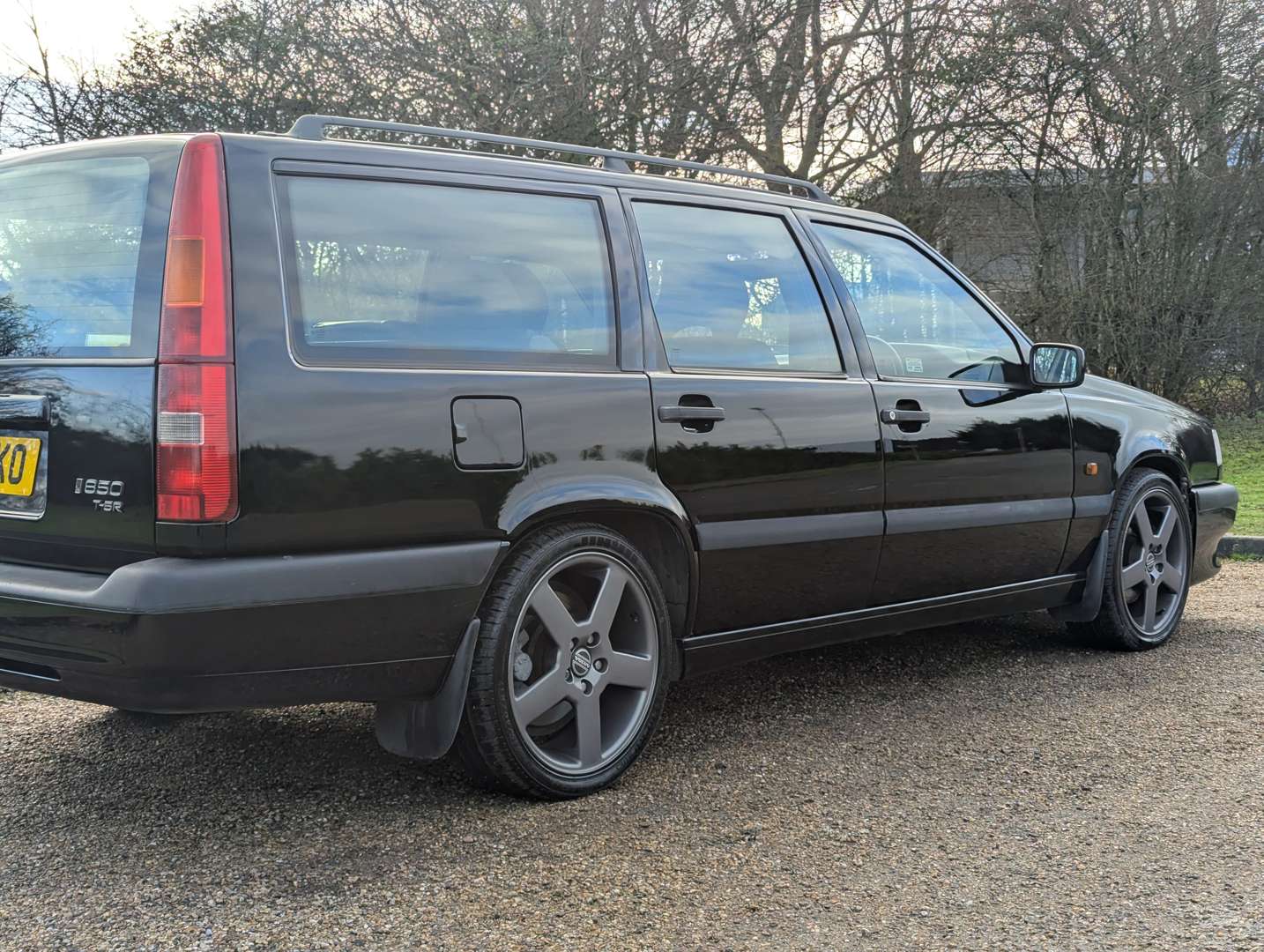 <p>1995 VOLVO 850 T-5R ESTATE AUTO</p>