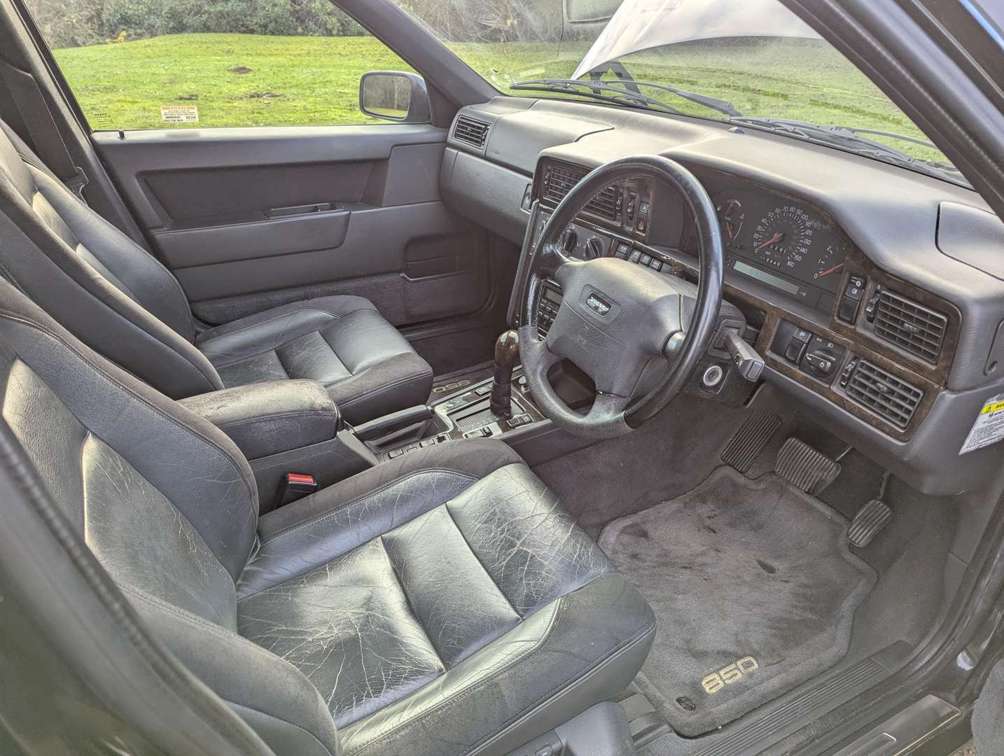 <p>1995 VOLVO 850 T-5R ESTATE AUTO</p>