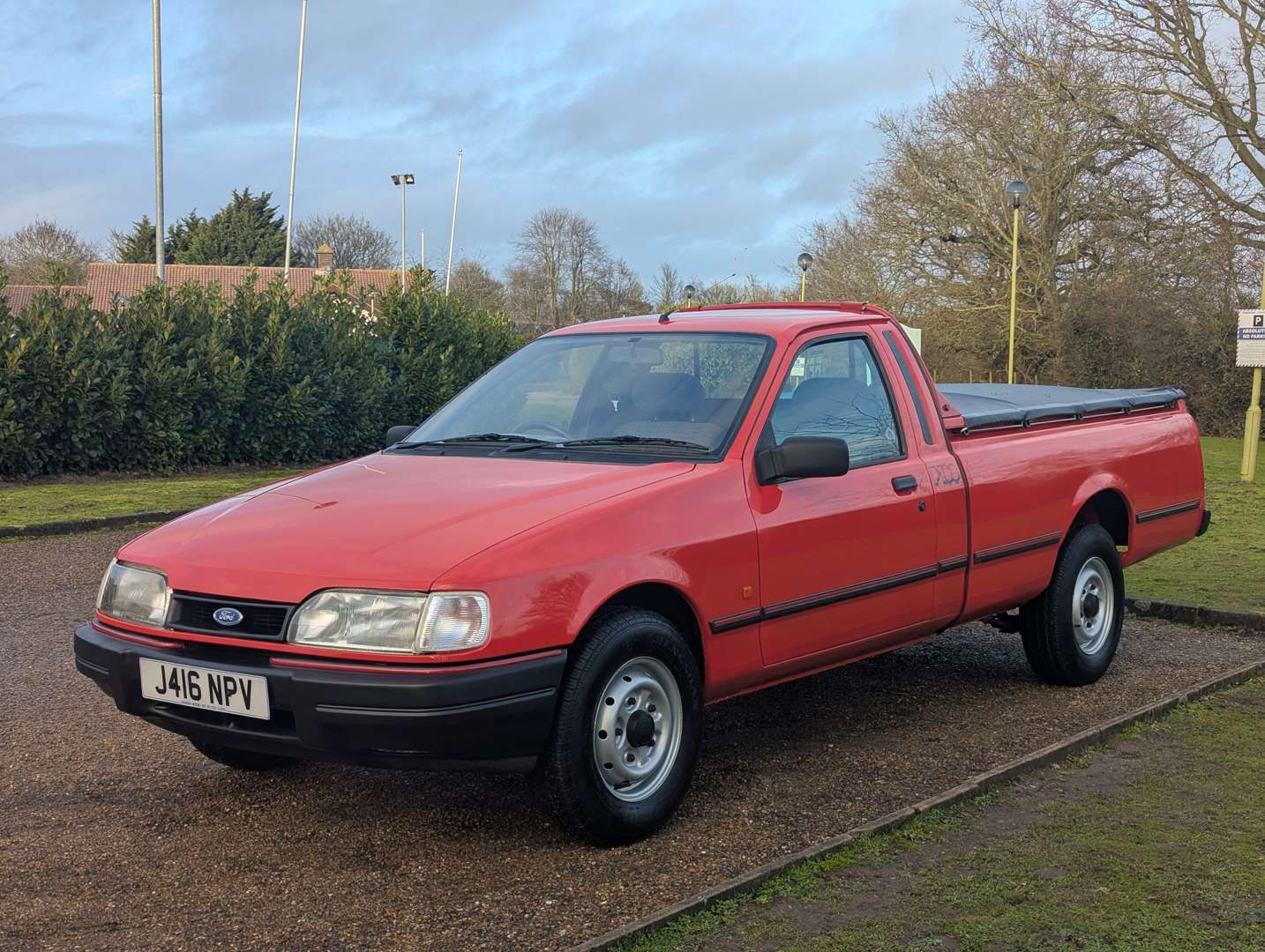 <p>1992 FORD P100 TURBO DIESEL PICK-UP</p>