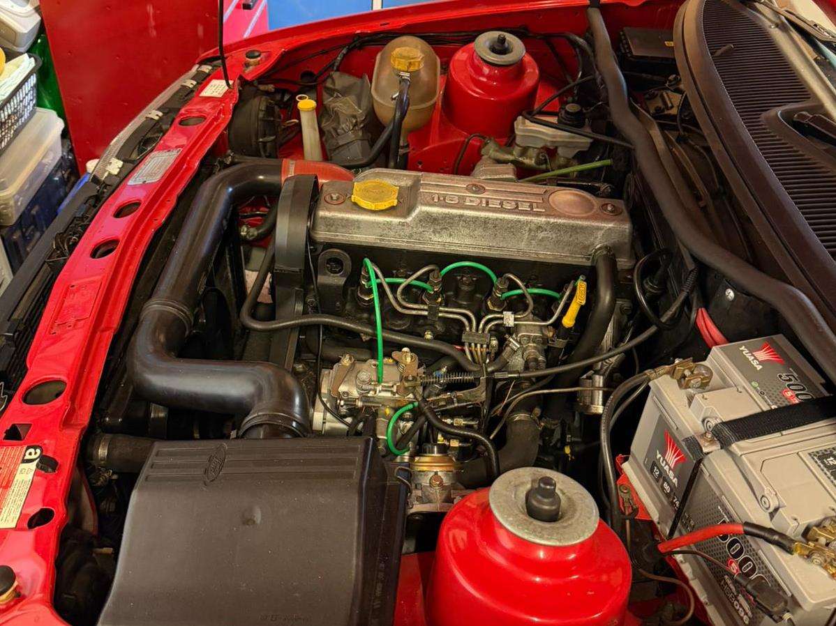 <p>1992 FORD P100 TURBO DIESEL PICK-UP</p>