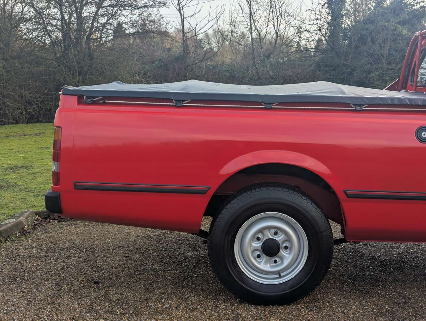 <p>1992 FORD P100 TURBO DIESEL PICK-UP</p>