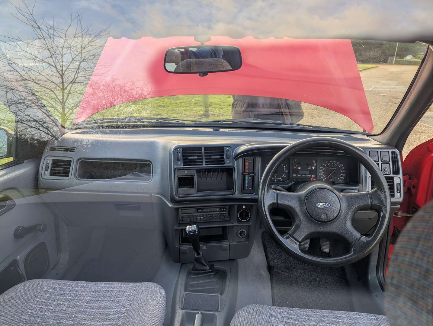 <p>1992 FORD P100 TURBO DIESEL PICK-UP</p>