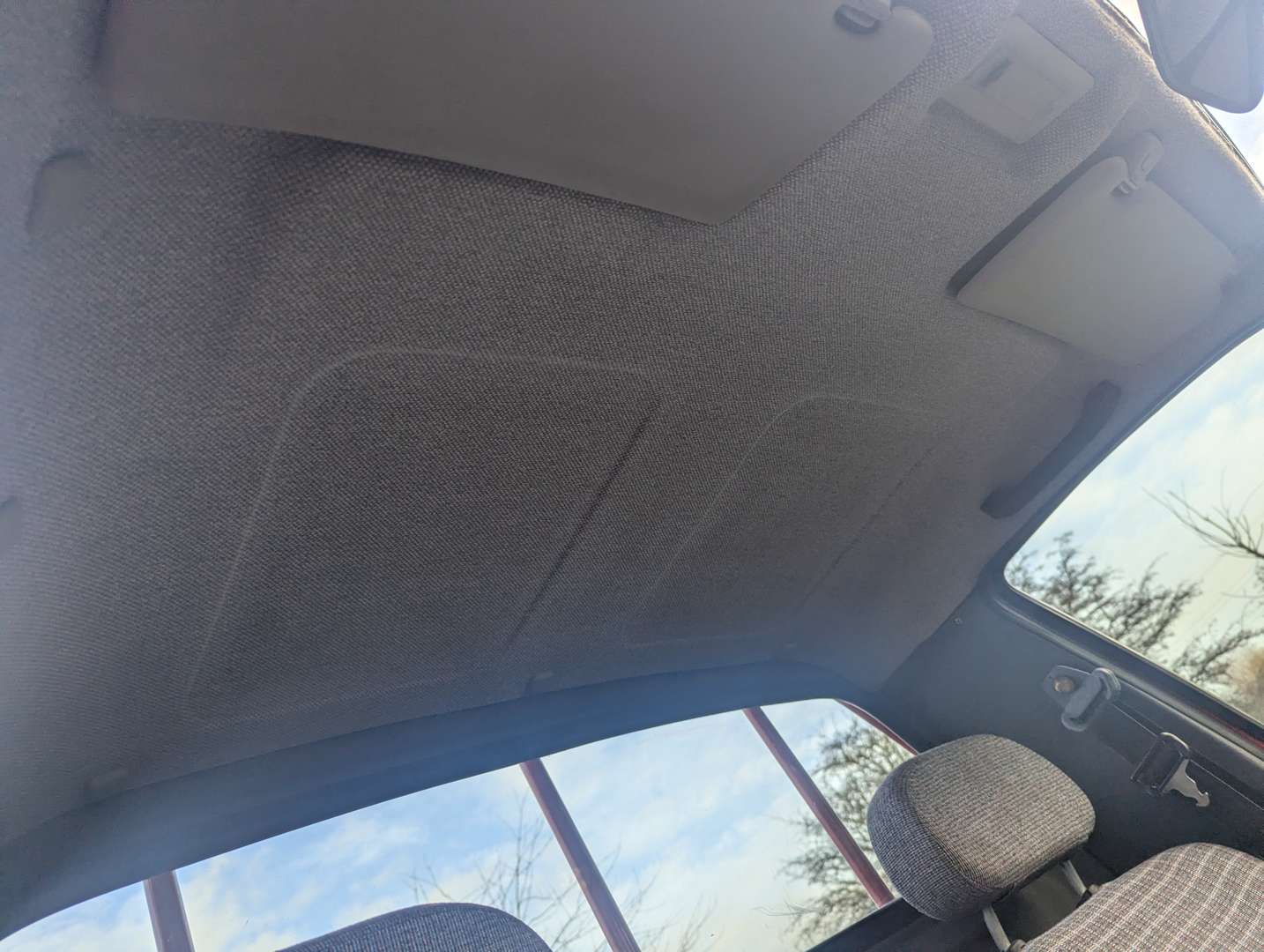 <p>1992 FORD P100 TURBO DIESEL PICK-UP</p>