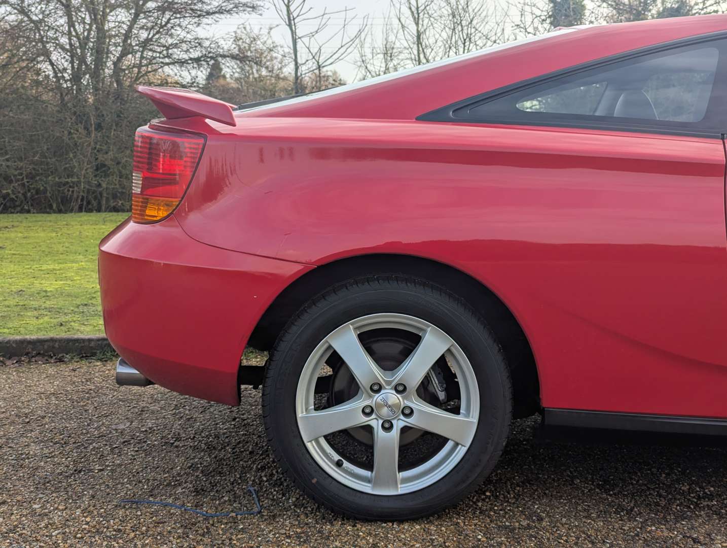 <p>2001 TOYOTA CELICA VVT-I PREMIUM</p>