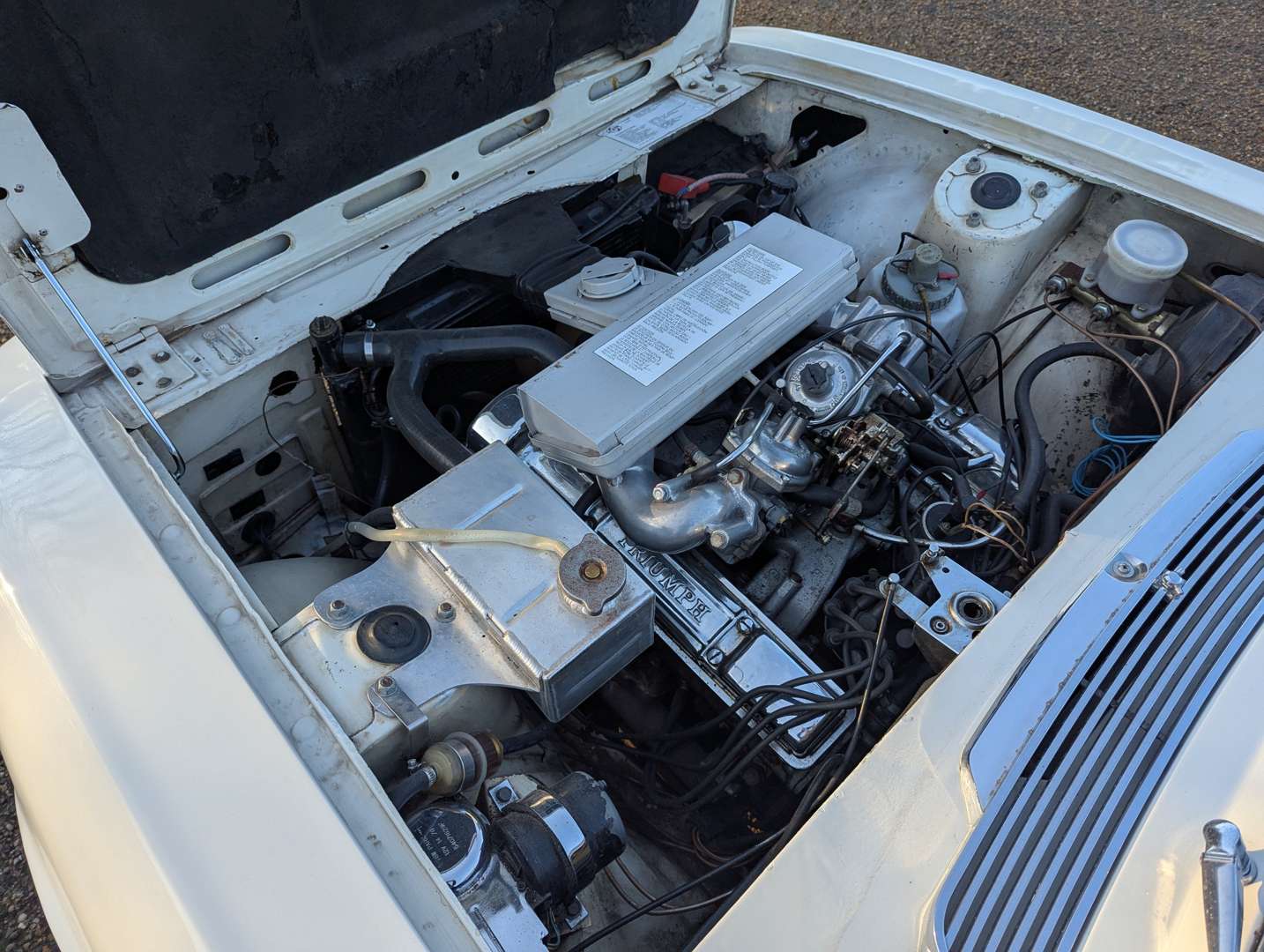 <p>1974 TRIUMPH STAG 3.0 AUTO</p>