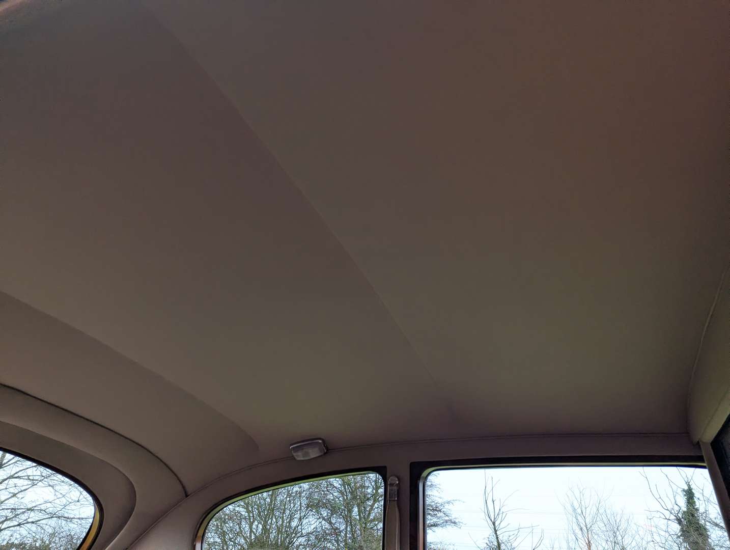 <p>1955 AUSTIN A135 PRINCESS LIMOUSINE</p>