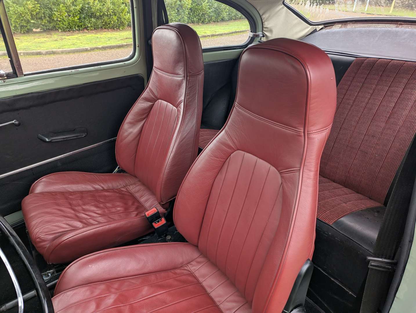 <p>1963 VOLVO PV544 LHD</p>