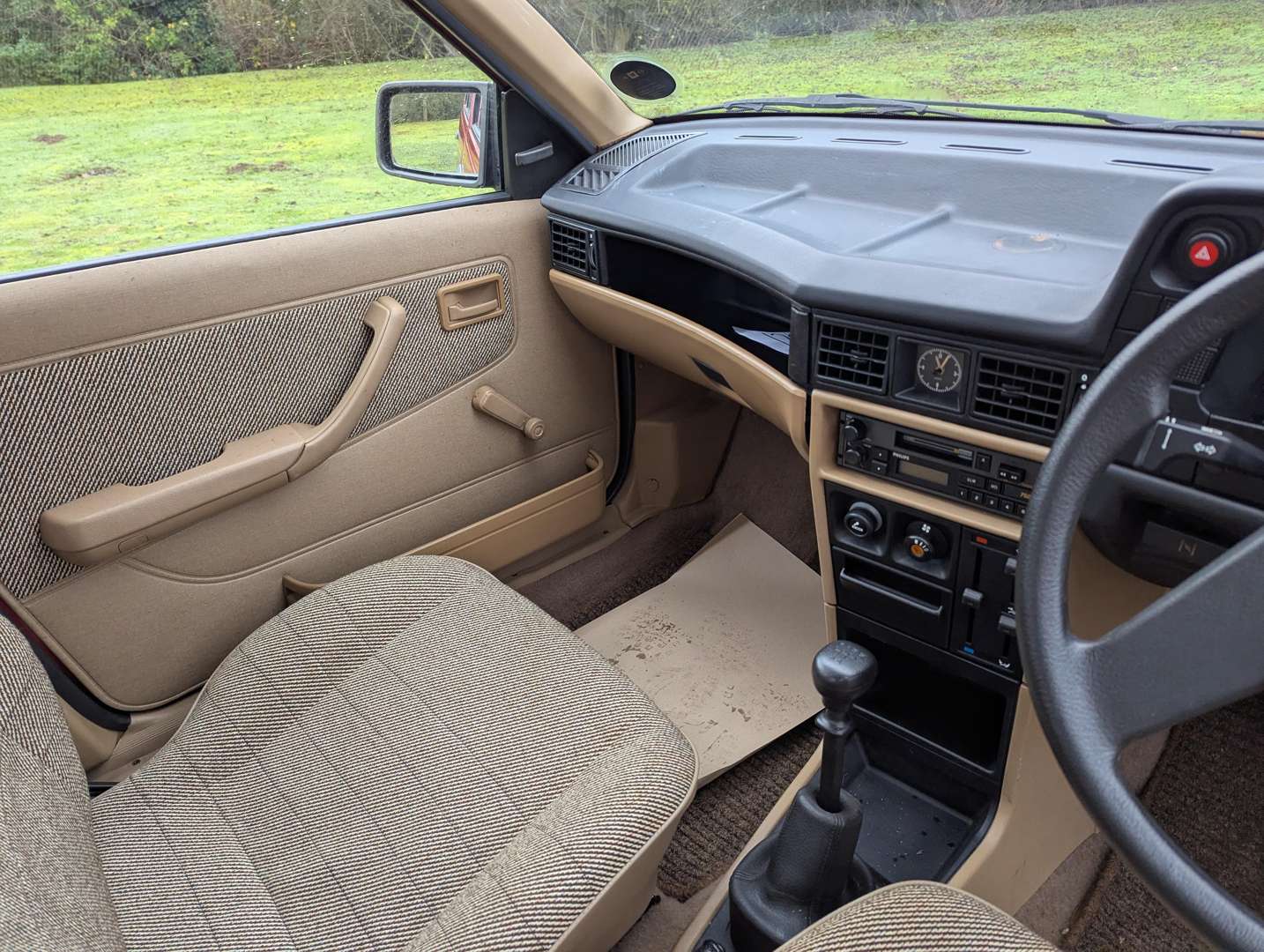 <p>1986 VAUXHALL BELMONT 1.6L - ONE REGISTERED OWNER, 12,190 MILES FROM NEW</p>