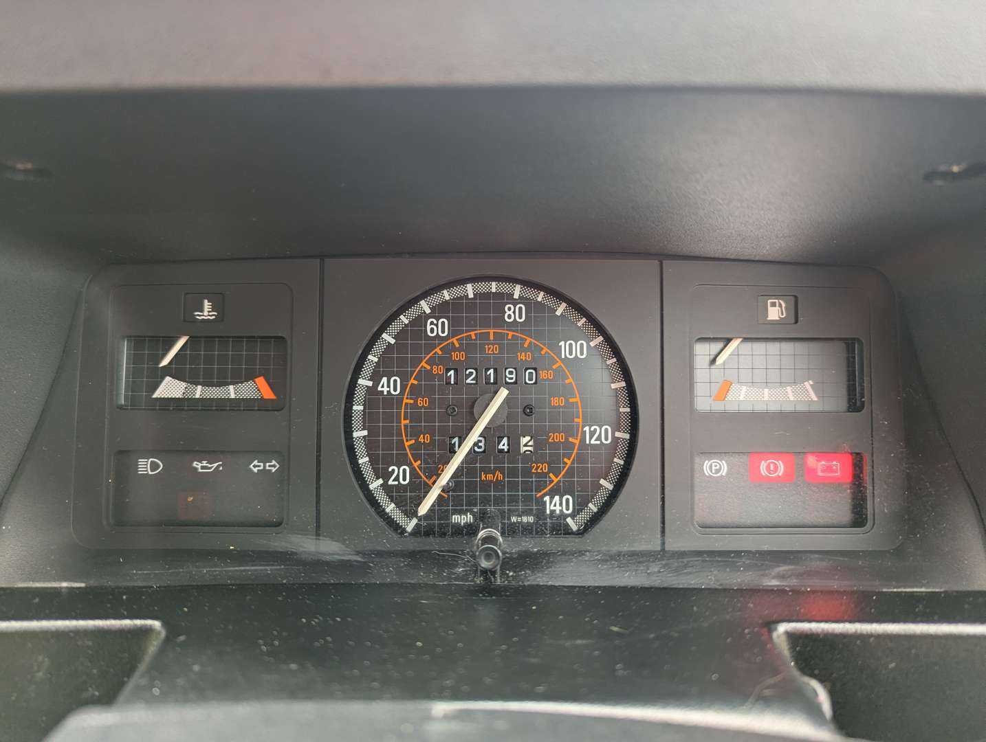 <p>1986 VAUXHALL BELMONT 1.6L - ONE REGISTERED OWNER, 12,190 MILES FROM NEW</p>