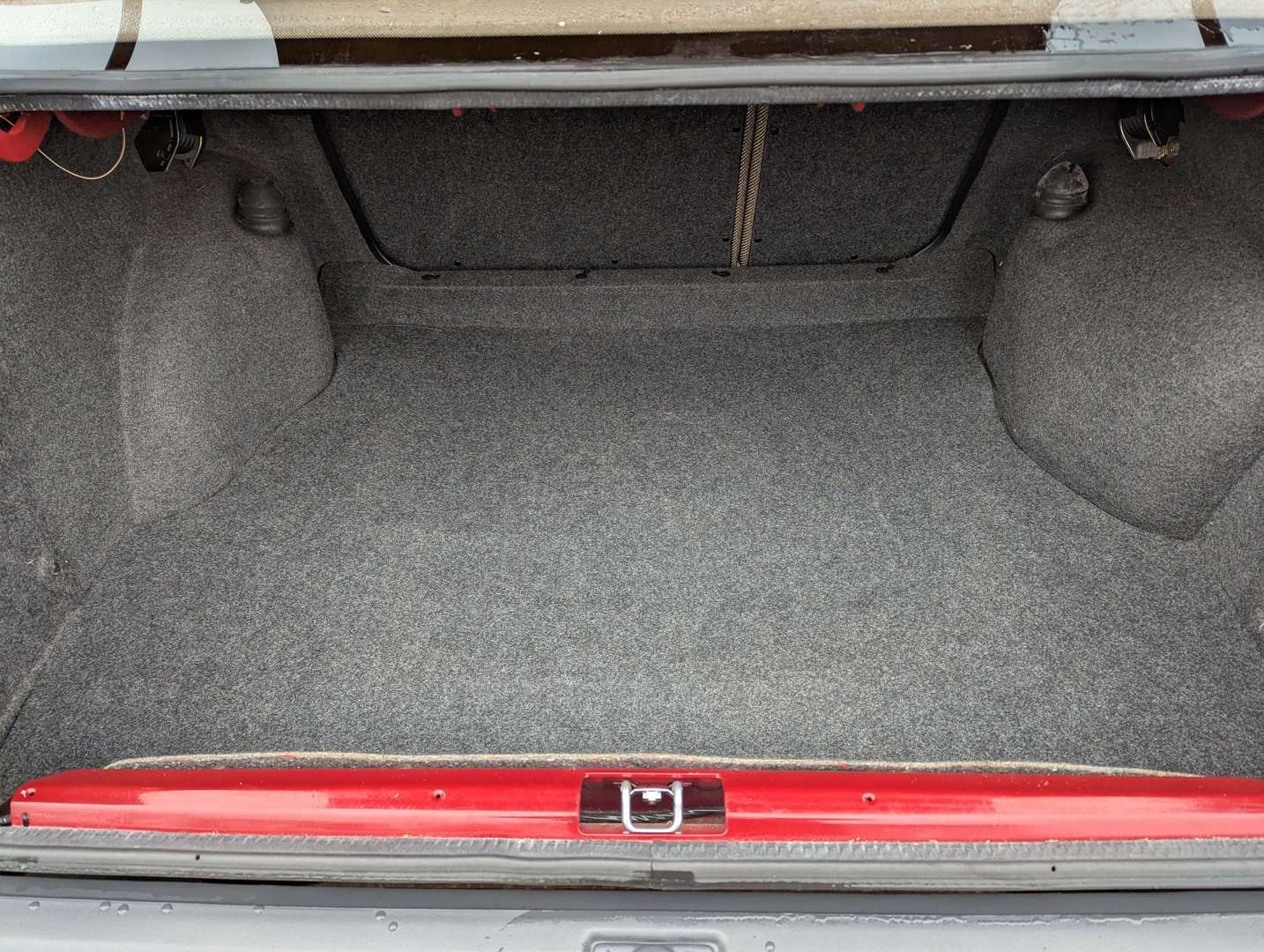 <p>1986 VAUXHALL BELMONT 1.6L - ONE REGISTERED OWNER, 12,190 MILES FROM NEW</p>