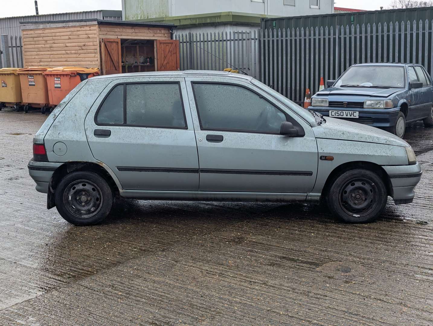 <p>1991 RENAULT CLIO RT AUTO</p>