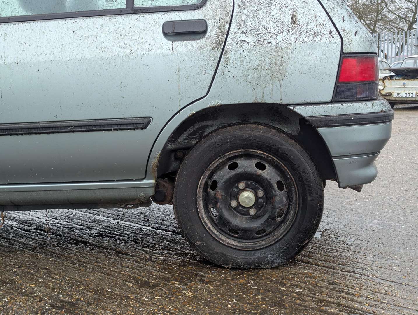 <p>1991 RENAULT CLIO RT AUTO</p>