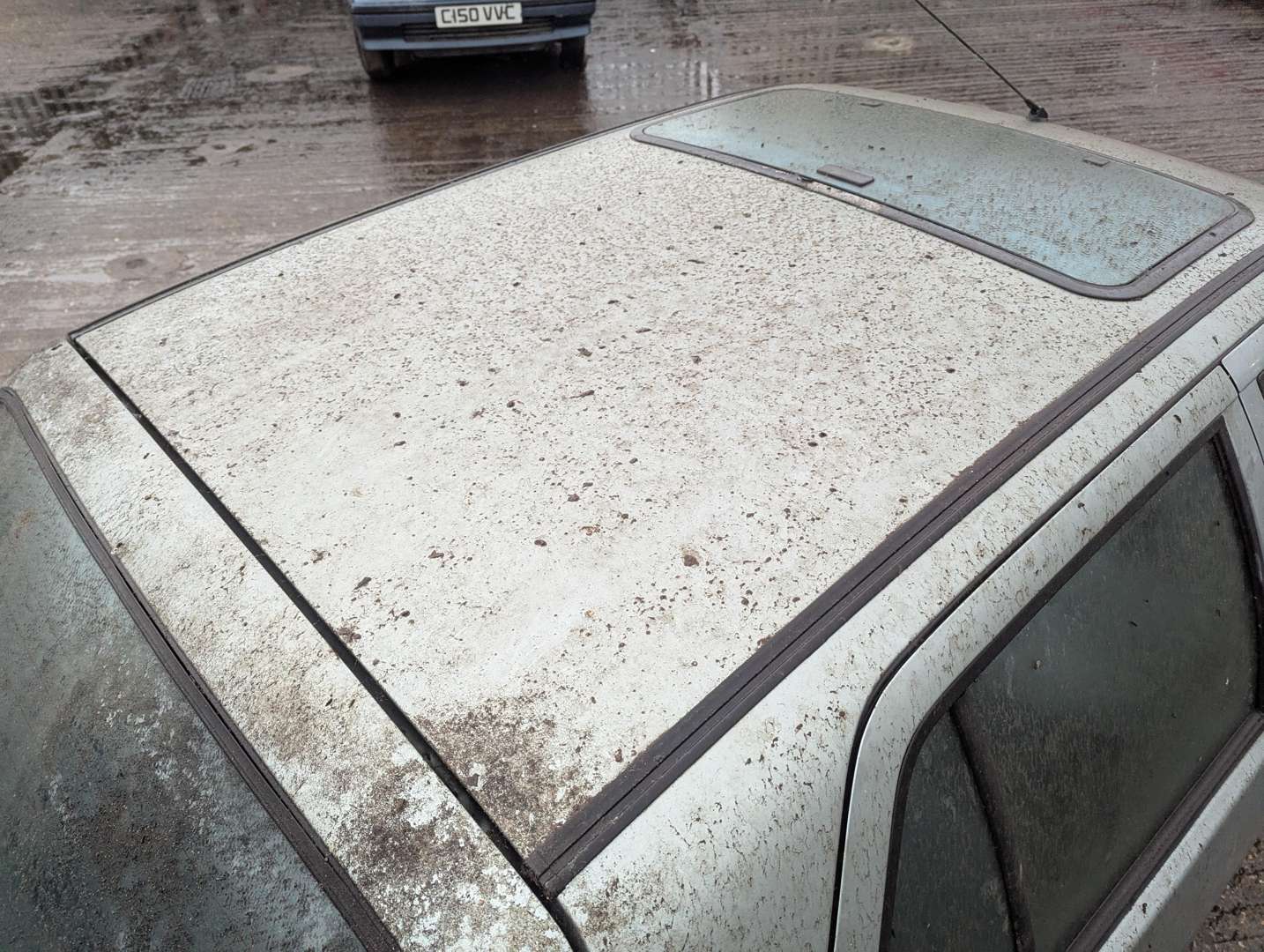 <p>1991 RENAULT CLIO RT AUTO</p>