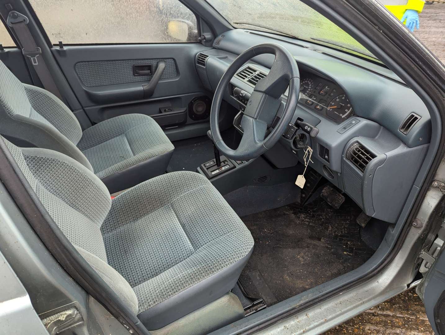 <p>1991 RENAULT CLIO RT AUTO</p>