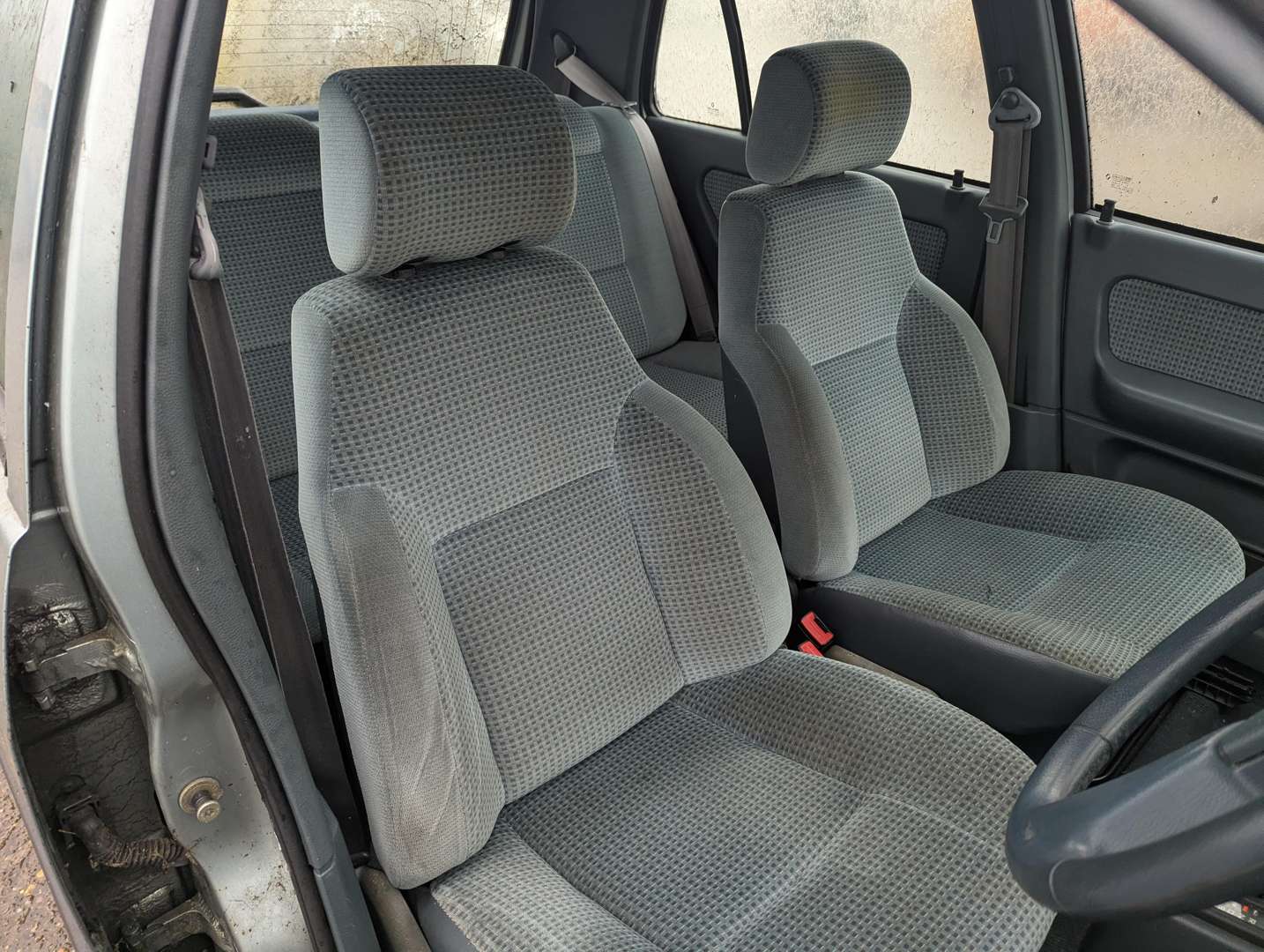 <p>1991 RENAULT CLIO RT AUTO</p>