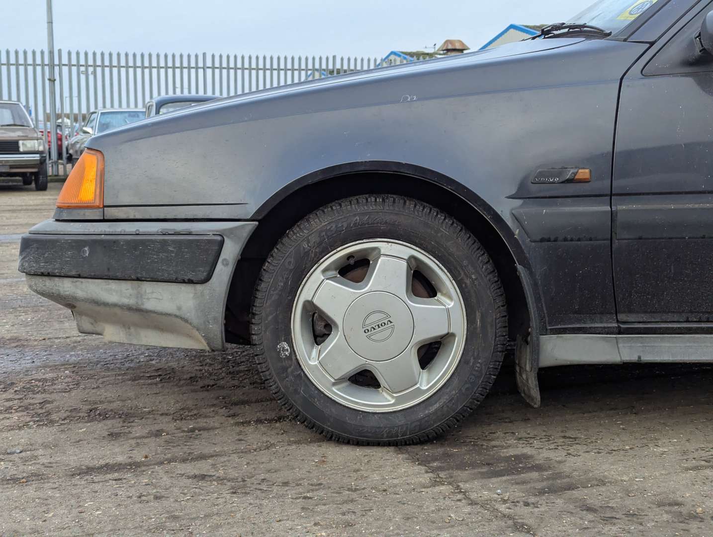 <p>1989 VOLVO 440 GLT</p>