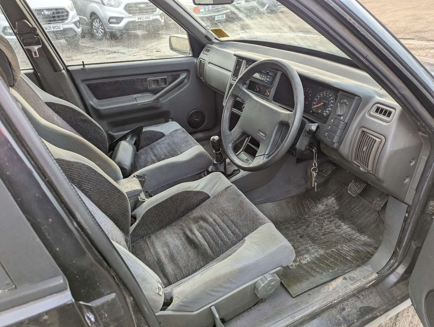 <p>1989 VOLVO 440 GLT</p>