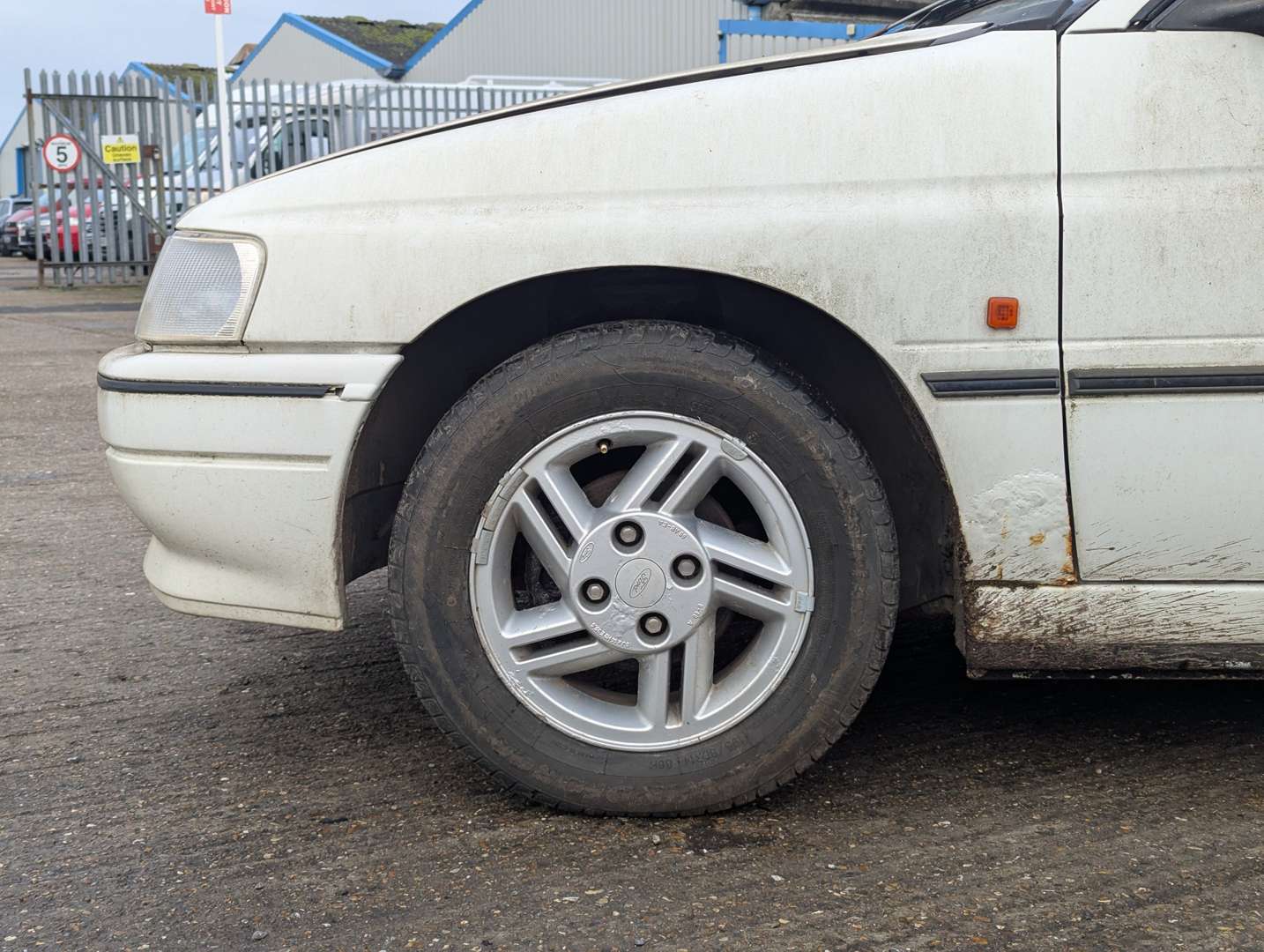<p>1991 FORD ESCORT 1.6 I CABRIOLET</p>