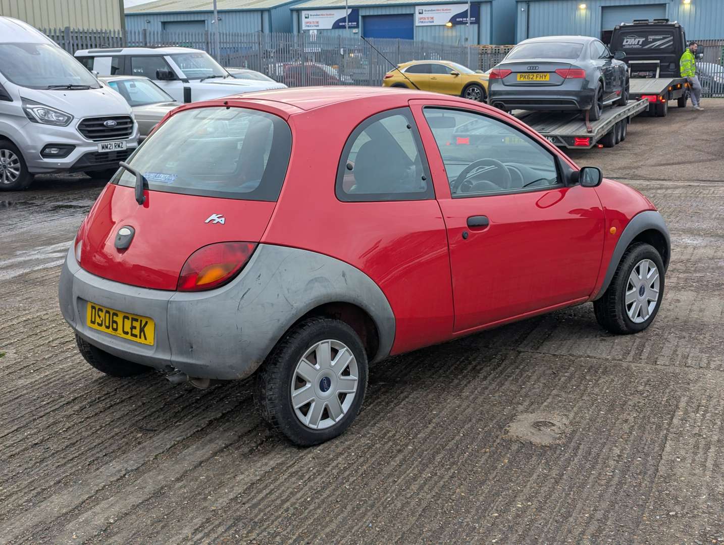 <p>2006 FORD KA DESIGN</p>