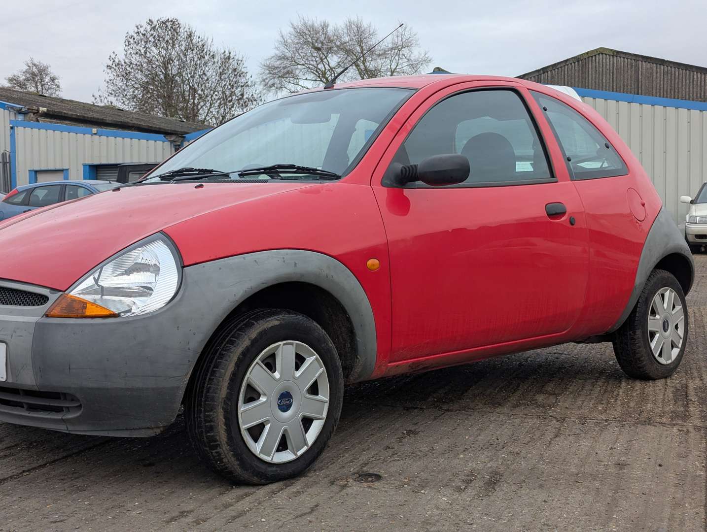 <p>2006 FORD KA DESIGN</p>
