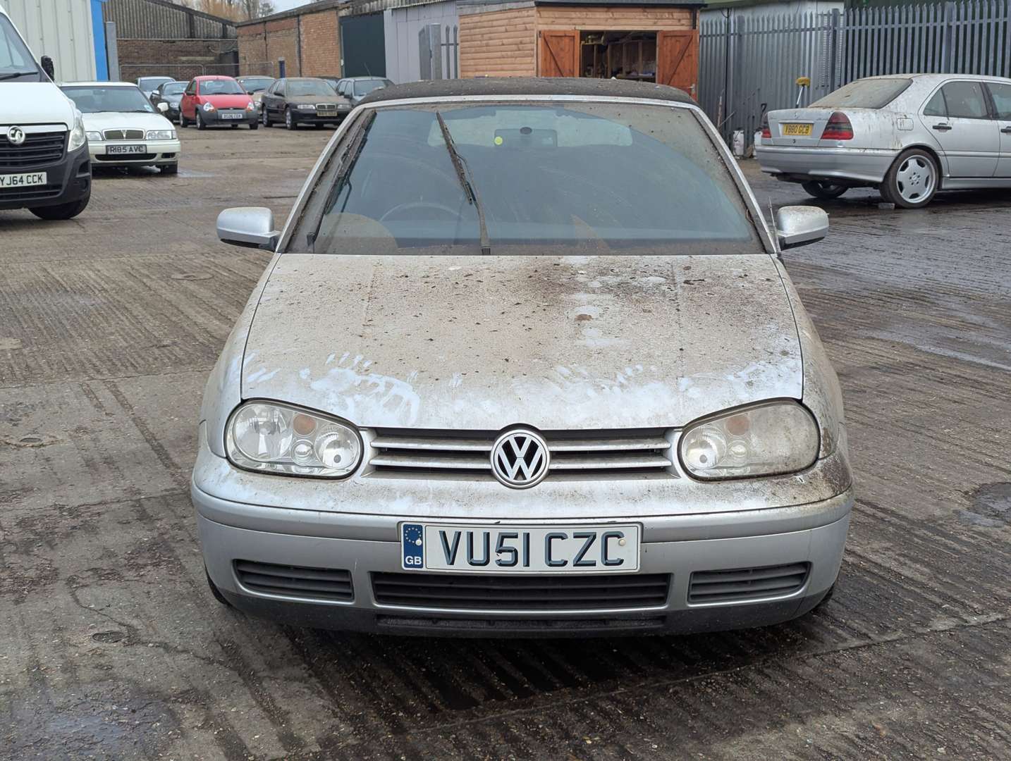 <p>2001 VW GOLF CABRIOLET AVANTGARDE</p>