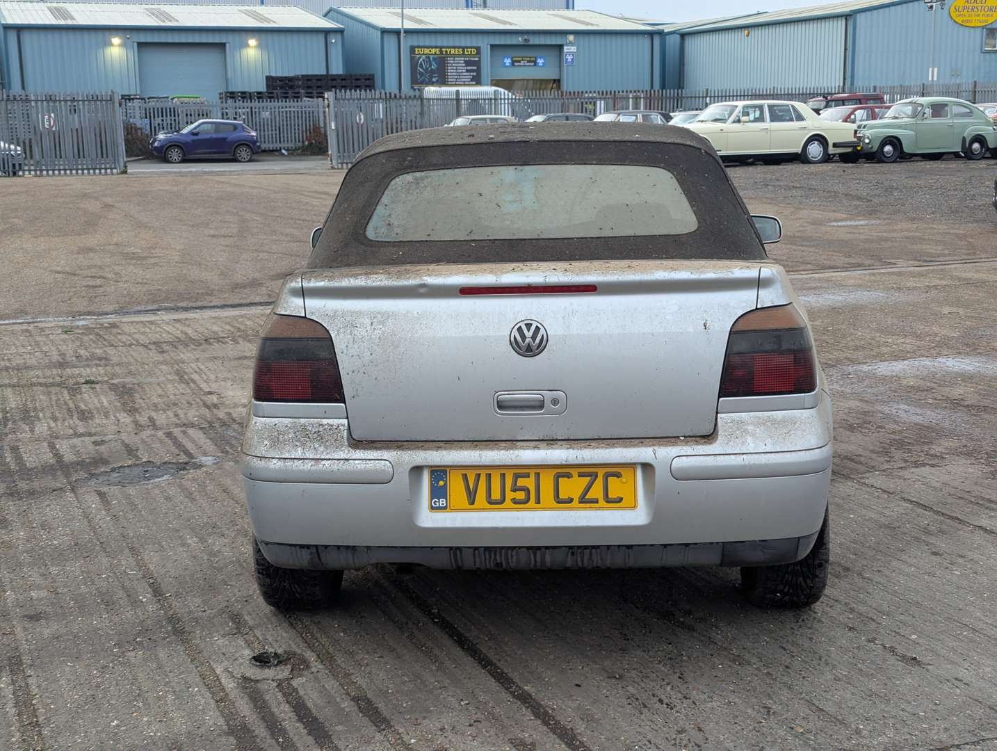 <p>2001 VW GOLF CABRIOLET AVANTGARDE</p>