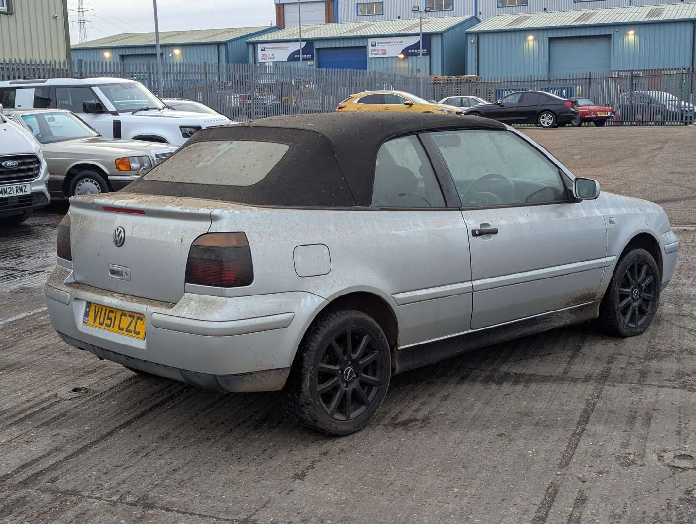 <p>2001 VW GOLF CABRIOLET AVANTGARDE</p>