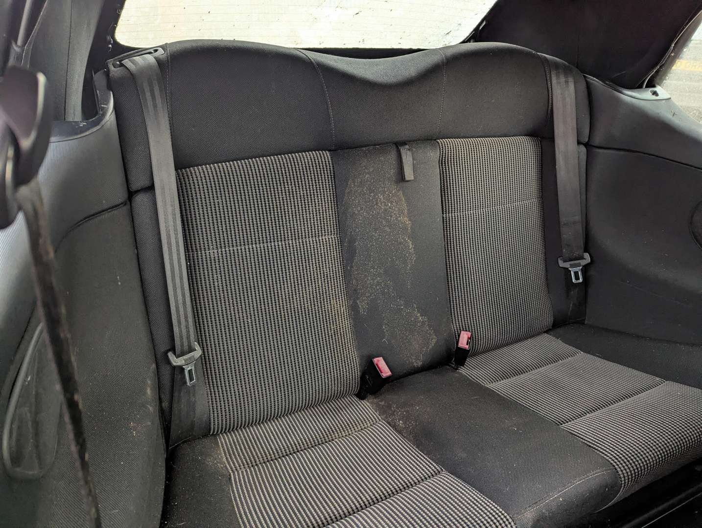 <p>2001 VW GOLF CABRIOLET AVANTGARDE</p>