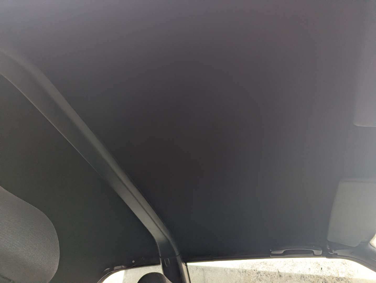 <p>2001 VW GOLF CABRIOLET AVANTGARDE</p>