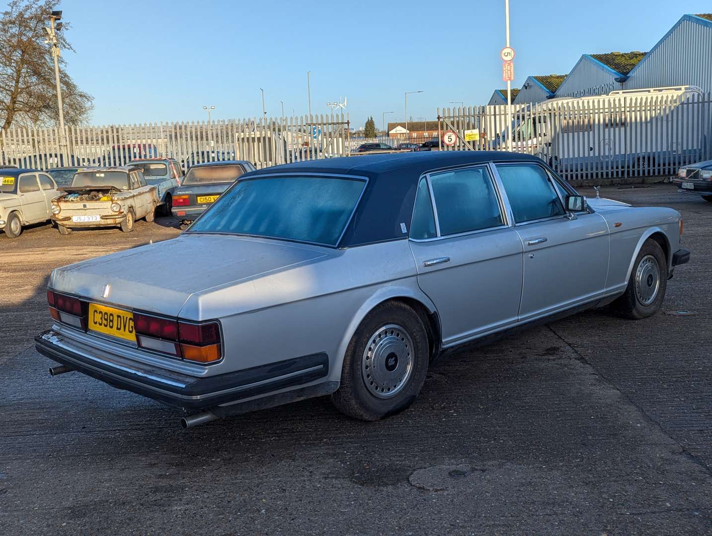 <p>1985 ROLLS ROYCE SILVER SPIRIT</p>