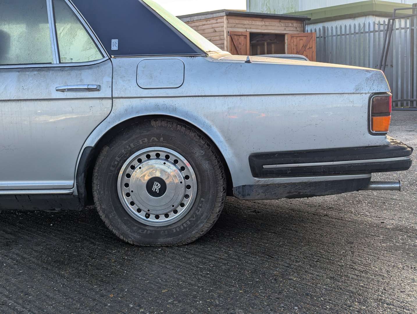 <p>1985 ROLLS ROYCE SILVER SPIRIT</p>