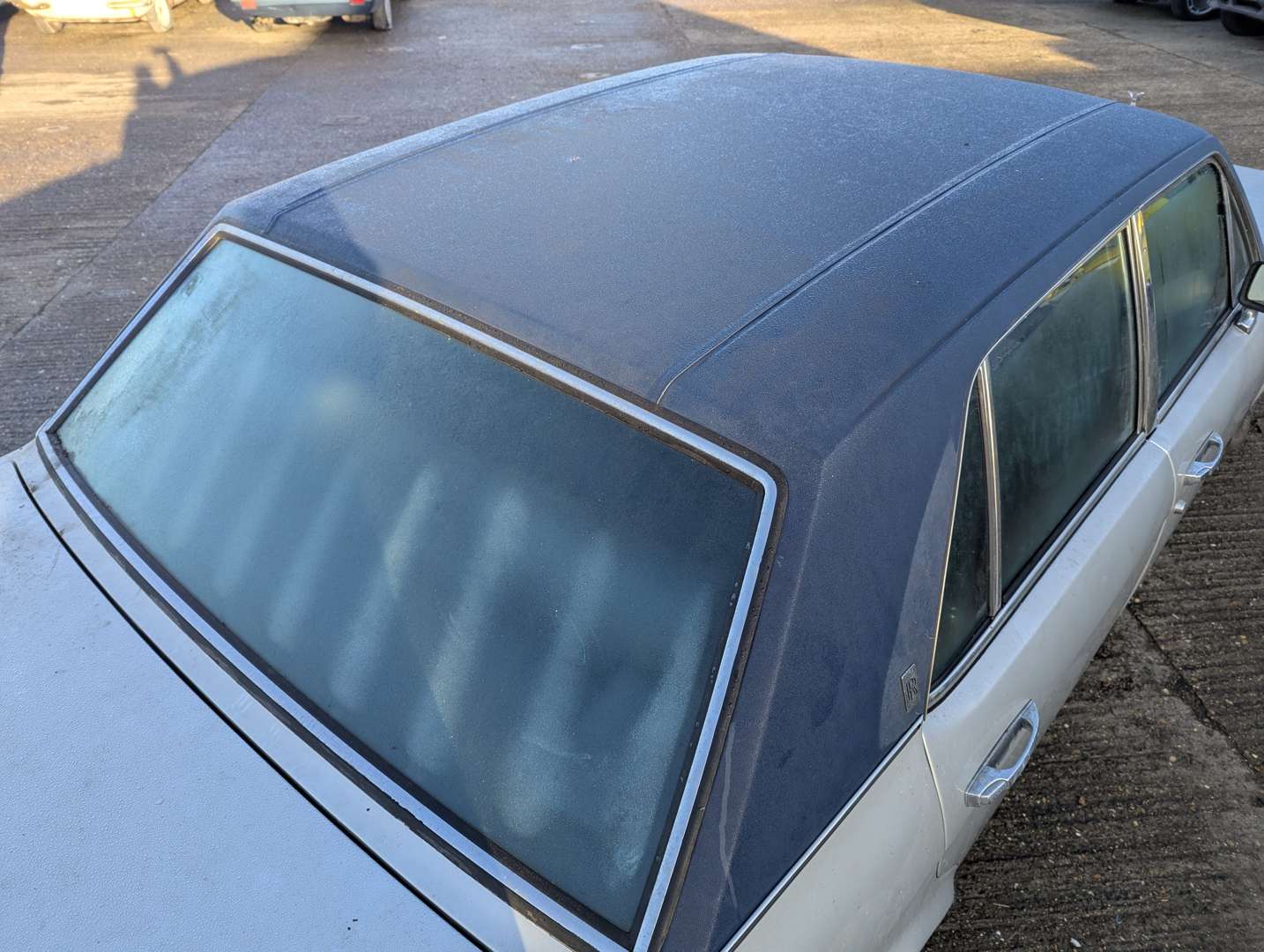 <p>1985 ROLLS ROYCE SILVER SPIRIT</p>